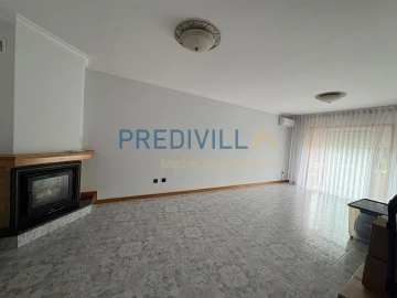 Apartamento T3 para Venda em Castêlo da Maia