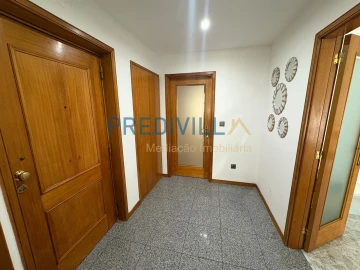 Apartamento T3 para Venda em Castêlo da Maia