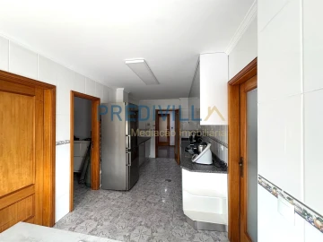 Apartamento T3 para Venda em Castêlo da Maia