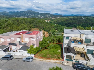 Terreno para Venda em Vila Verde e Barbudo