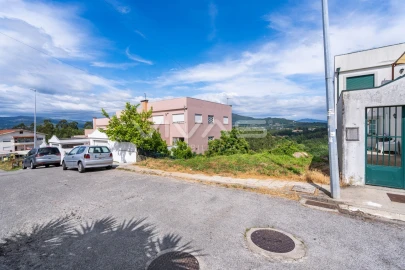 Terreno para Venda em Vila Verde e Barbudo