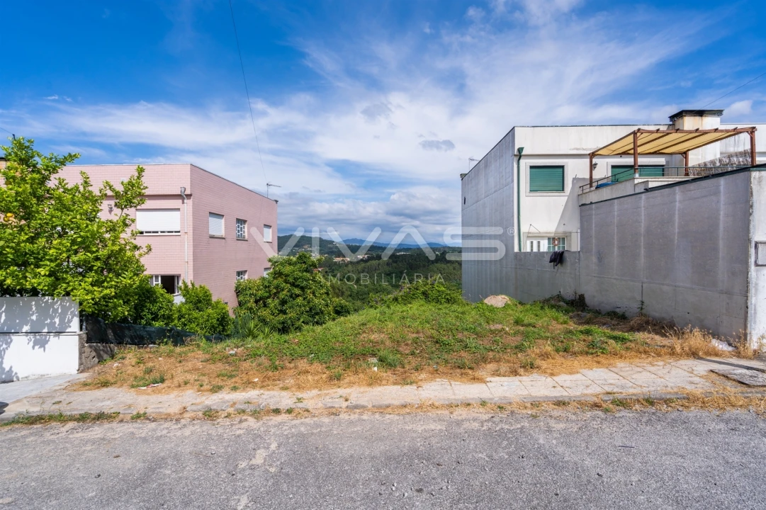 Terreno para Venda em Vila Verde e Barbudo Foto 3
