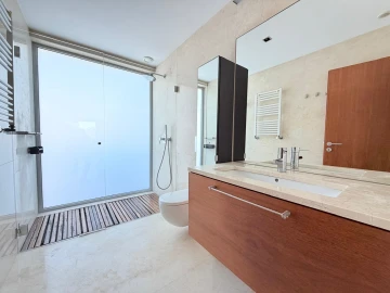 Moradia T4 para Venda em Aldoar, Foz do Douro e Nevogilde