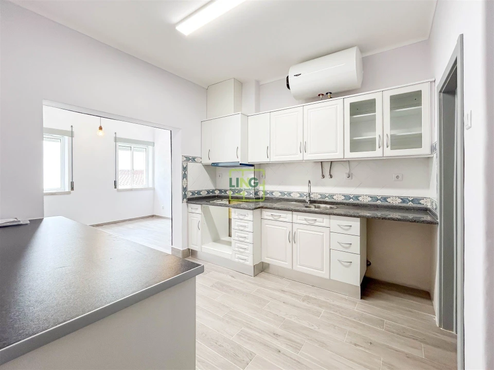 Apartamento T4 para Arrendamento em Castelo Branco Foto 42