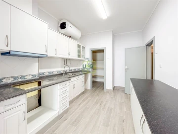 Apartamento T4 para Arrendamento em Castelo Branco