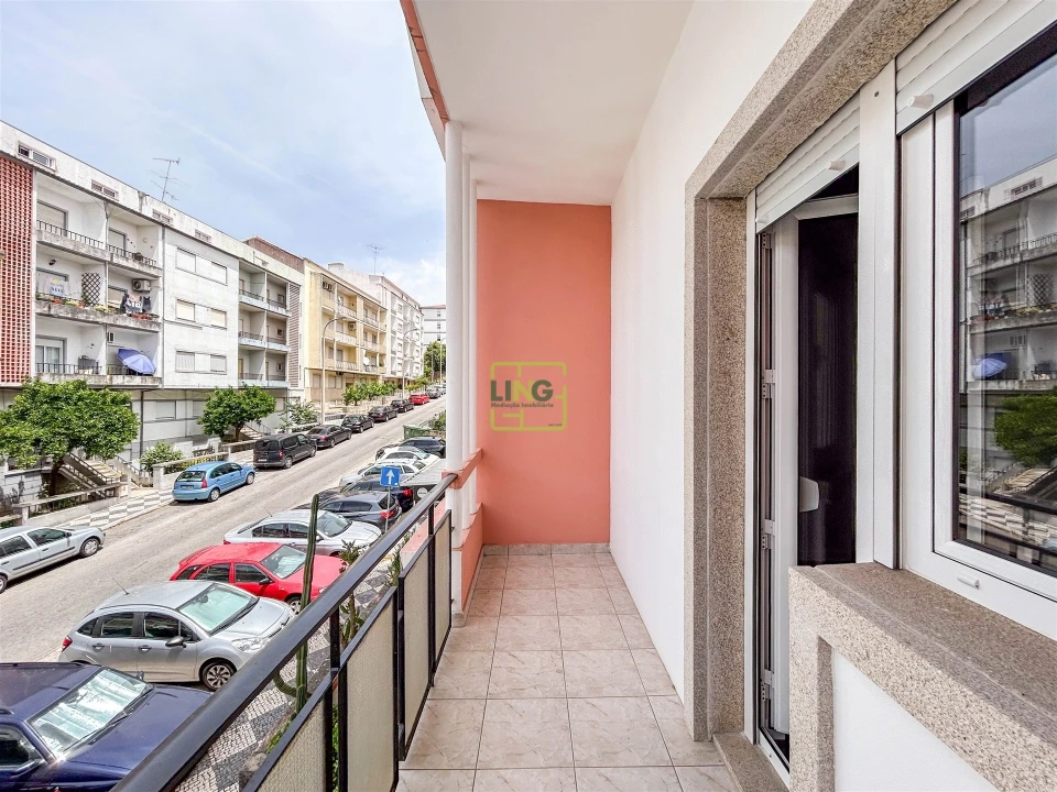 Apartamento T4 para Arrendamento em Castelo Branco Foto 12