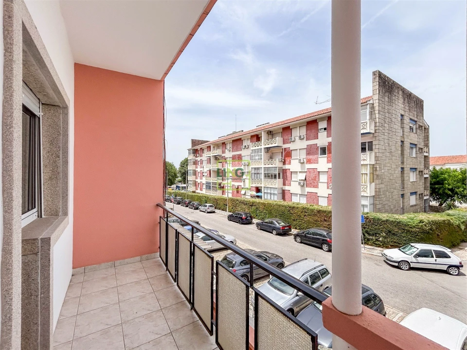Apartamento T4 para Arrendamento em Castelo Branco Foto 14