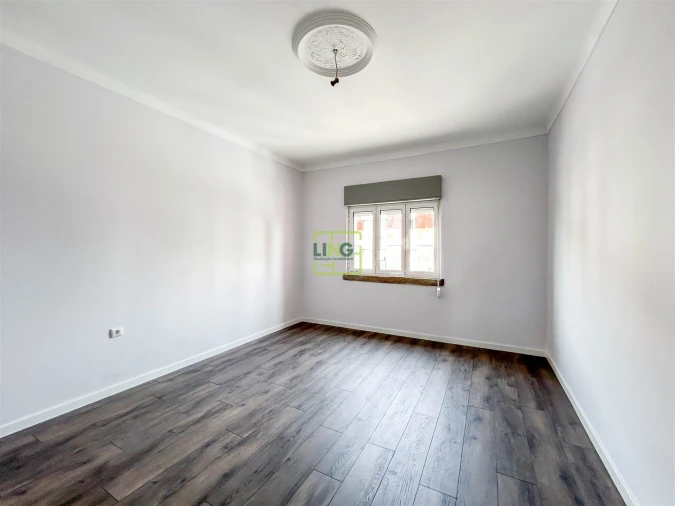 Apartamento T4 para Arrendamento em Castelo Branco Foto 27