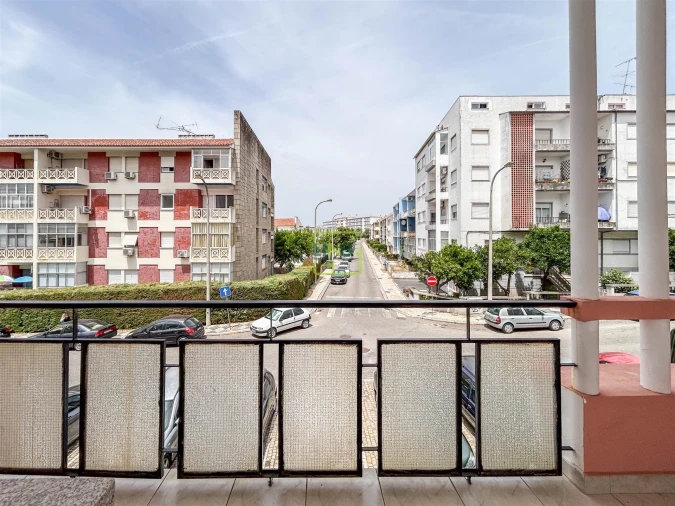 Apartamento T4 para Arrendamento em Castelo Branco Foto 11