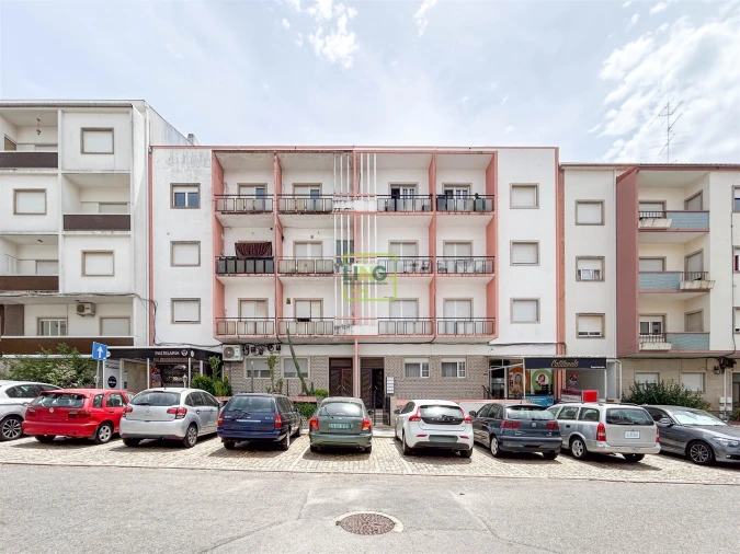Apartamento T4 para Arrendamento em Castelo Branco Foto 74