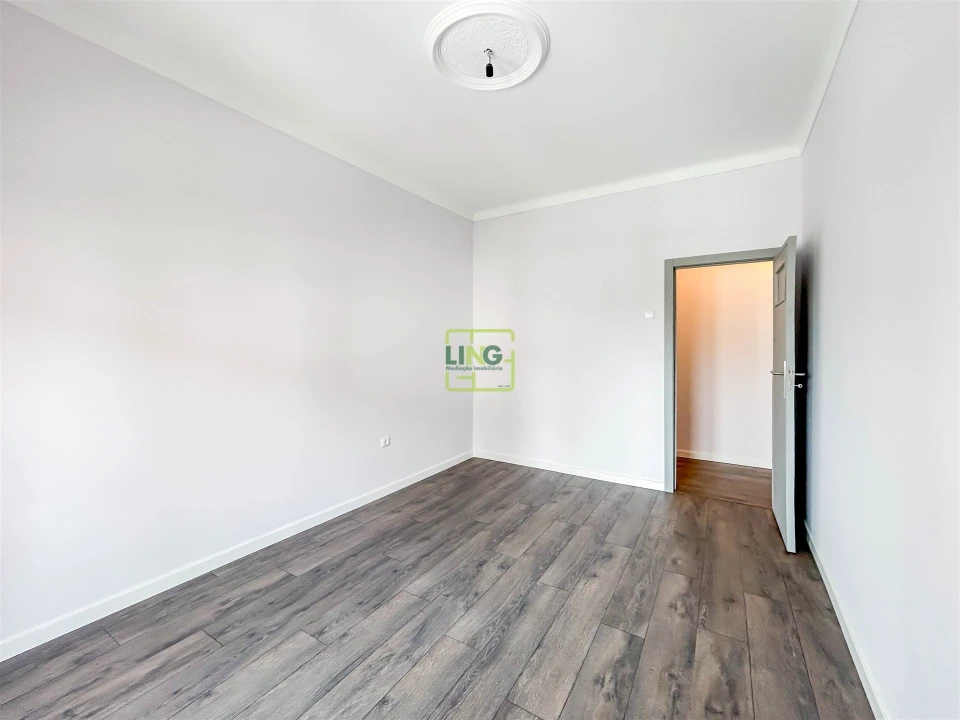 Apartamento T4 para Arrendamento em Castelo Branco Foto 21