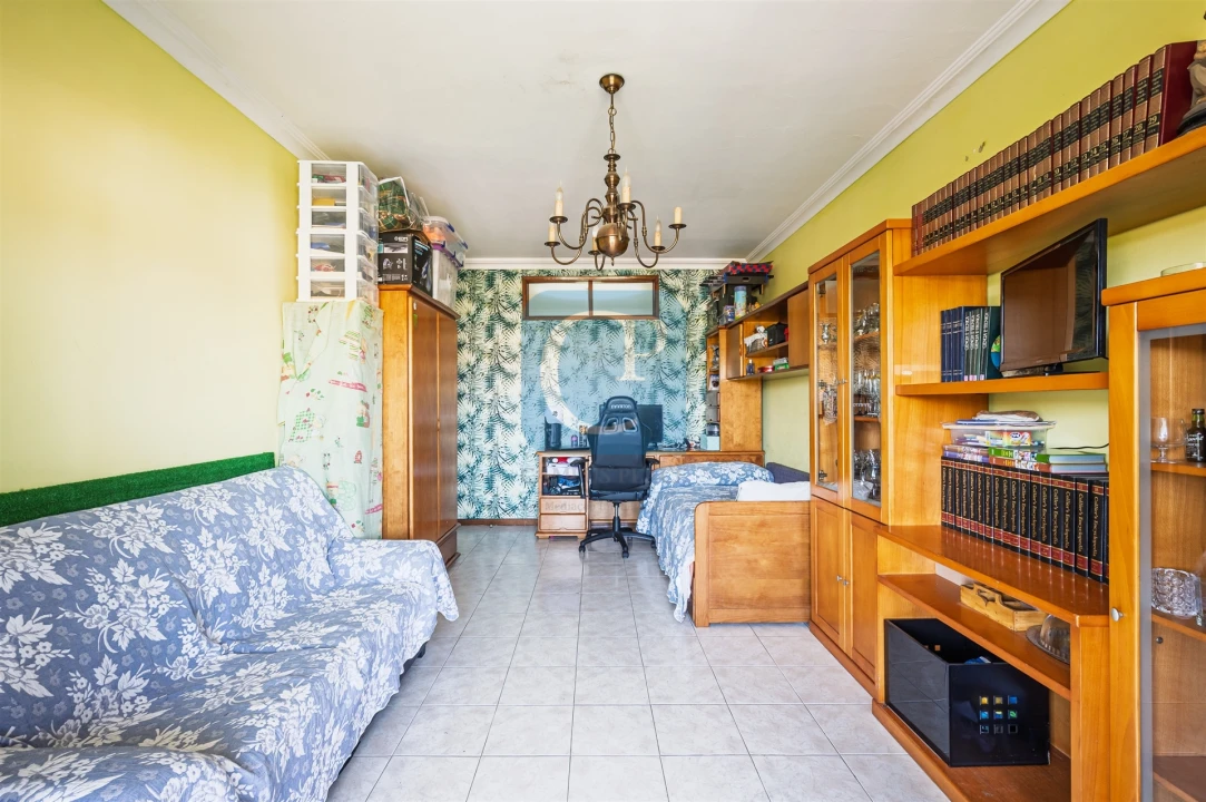 Apartamento T3 para Venda em Vilar de Andorinho Foto 1