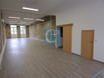 Escritório para Arrendamento em Campanhã
