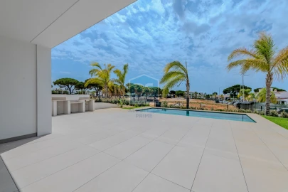 Moradia T3 para Venda em Quarteira