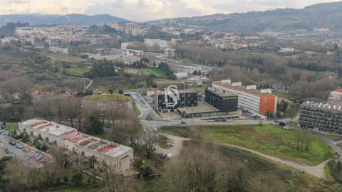 Apartamento T1 para Arrendamento em Azurem