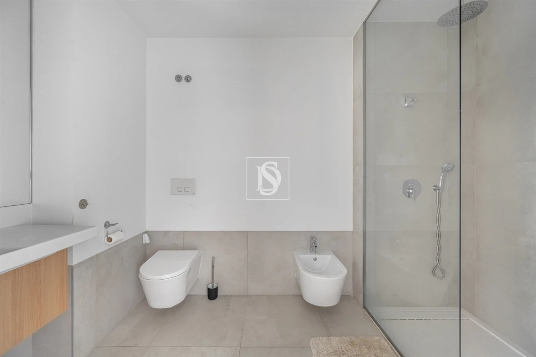 Apartamento T1 para Arrendamento em Azurem Foto 11