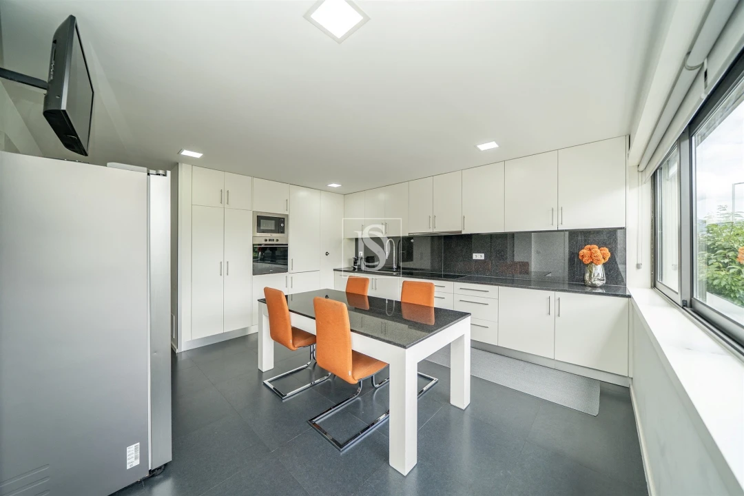 Apartamento T3 para Arrendamento em Barcelinhos Foto 26