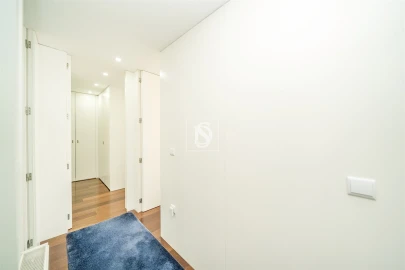 Apartamento T3 para Arrendamento em Barcelinhos