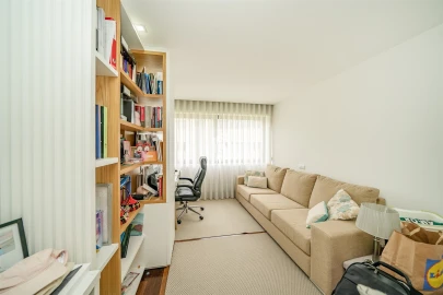 Apartamento T3 para Arrendamento em Barcelinhos