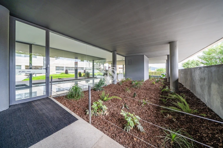 Apartamento T3 para Arrendamento em Barcelinhos Foto 8