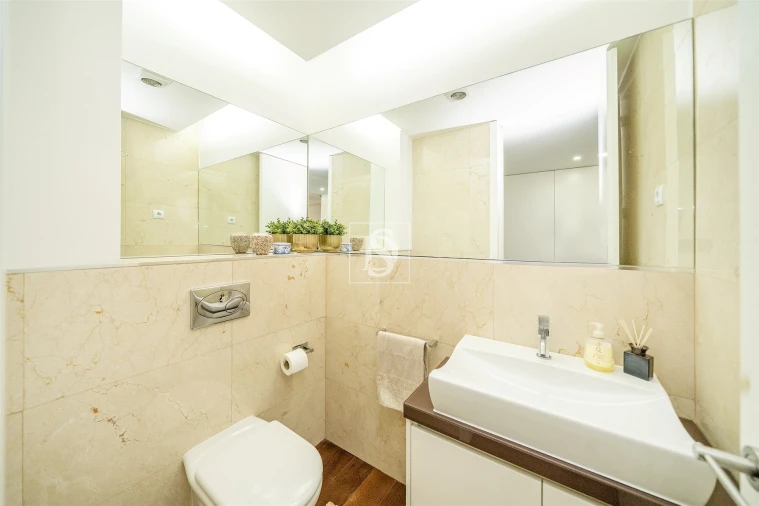 Apartamento T3 para Arrendamento em Barcelinhos Foto 44