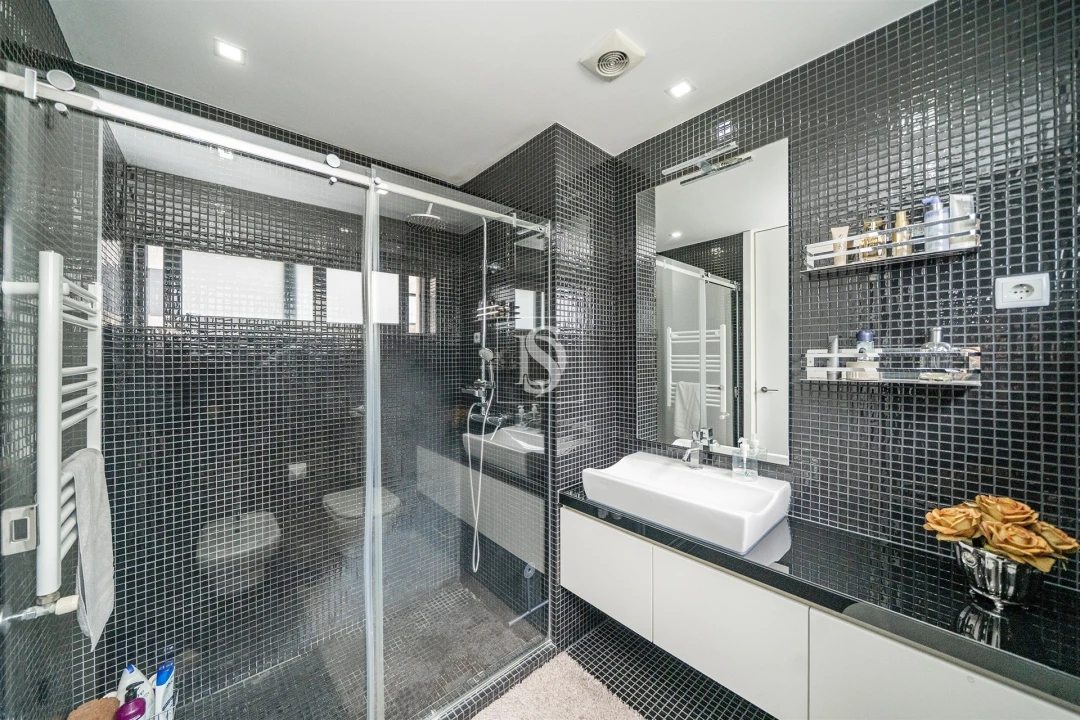 Apartamento T3 para Arrendamento em Barcelinhos Foto 35