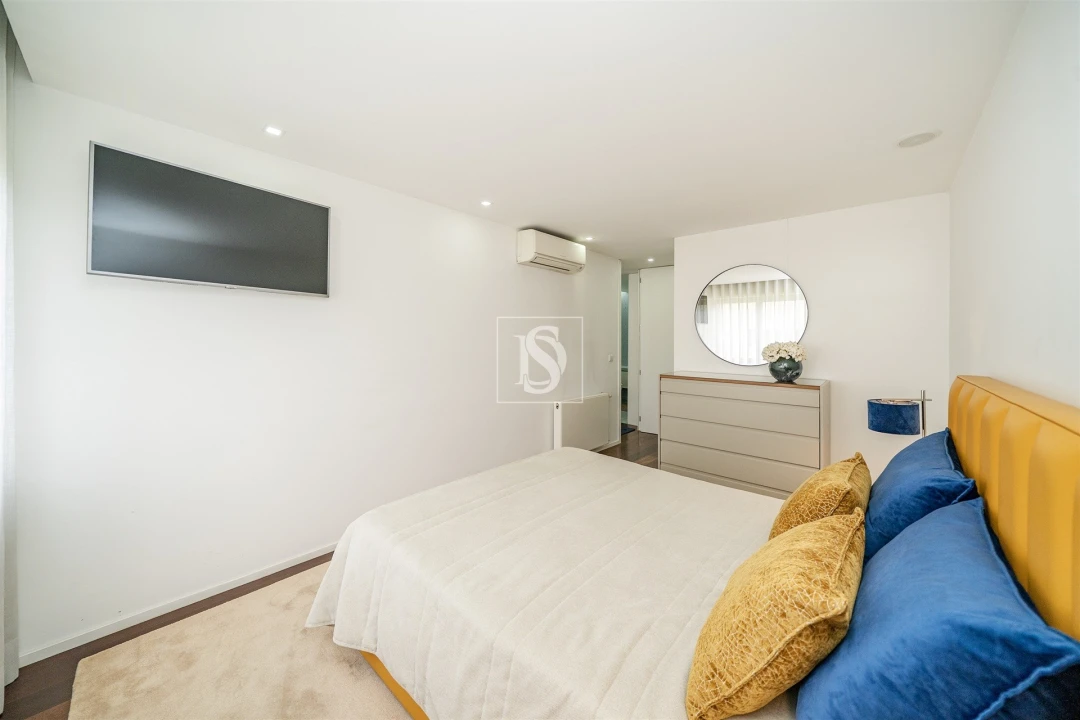 Apartamento T3 para Arrendamento em Barcelinhos Foto 32