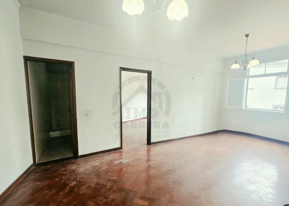 Apartamento T2 para Venda em Funchal (Se) Foto 1