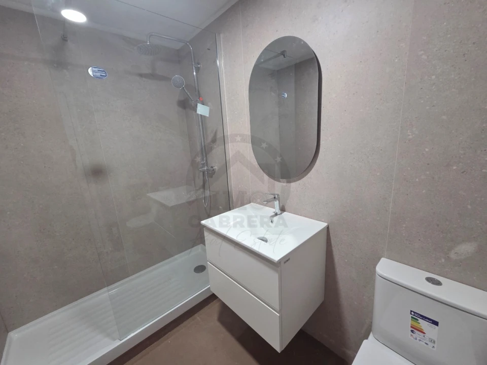 Apartamento T2 para Venda em Funchal (Se) Foto 8