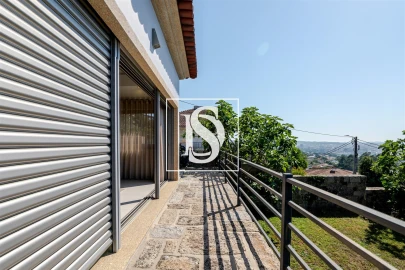 Moradia T4 para Venda em Santo Tirso, Couto (Santa Cristina e São Miguel) e Burgães