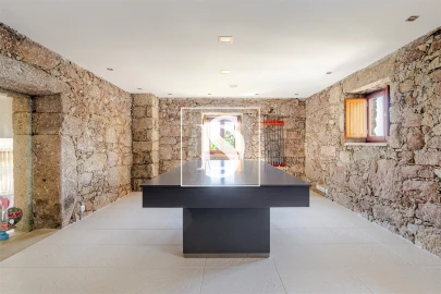 Moradia T4 para Venda em Santo Tirso, Couto (Santa Cristina e São Miguel) e Burgães