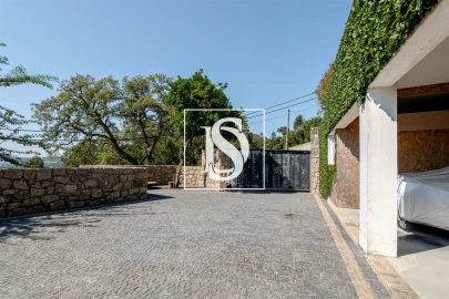 Moradia T4 para Venda em Santo Tirso, Couto (Santa Cristina e São Miguel) e Burgães