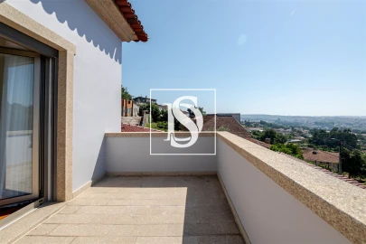 Moradia T4 para Venda em Santo Tirso, Couto (Santa Cristina e São Miguel) e Burgães