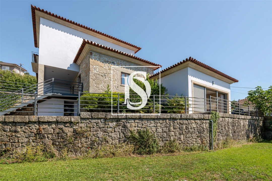 Moradia T4 para Venda em Santo Tirso, Couto (Santa Cristina e São Miguel) e Burgães Foto 75