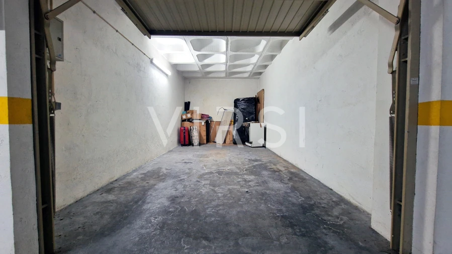 Garagem para Arrendamento em Sé Nova, Santa Cruz, Almedina e São Bartolomeu Foto 5