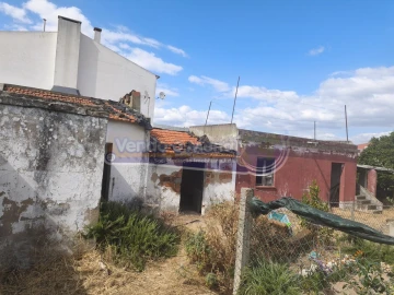 Moradia T2 para Venda em Couço