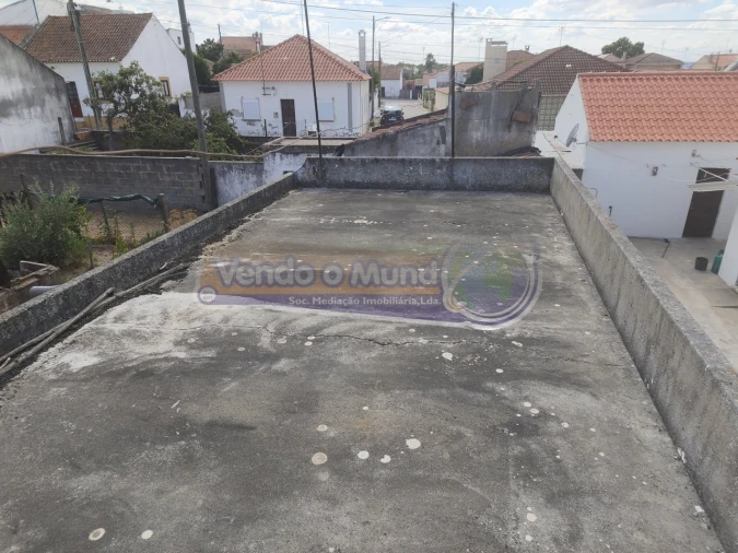 Moradia T2 para Venda em Couço Foto 7