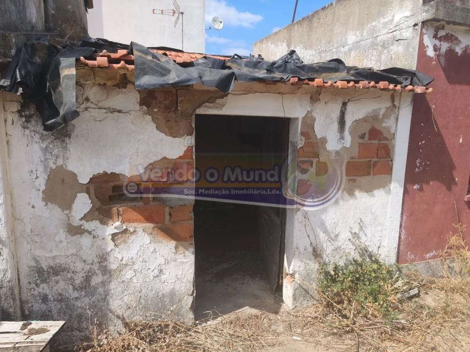 Moradia T2 para Venda em Couço Foto 3