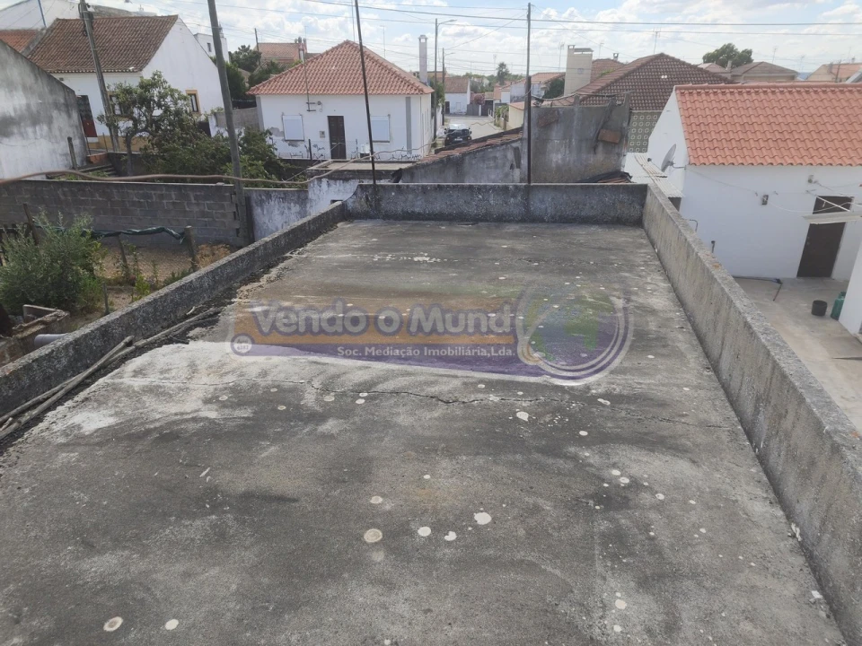 Moradia T2 para Venda em Couço Foto 7