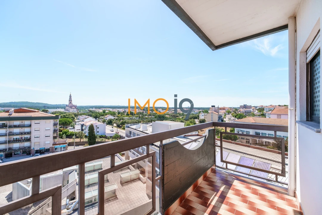 Apartamento T3 para Venda em Fatima Foto 1