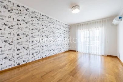 Apartamento T3 para Venda em Leiria, Pousos, Barreira e Cortes