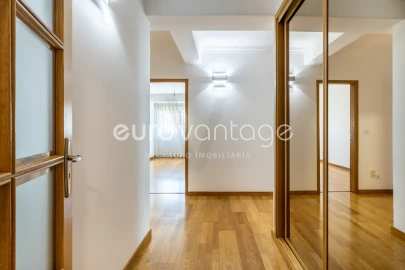 Apartamento T3 para Venda em Leiria, Pousos, Barreira e Cortes
