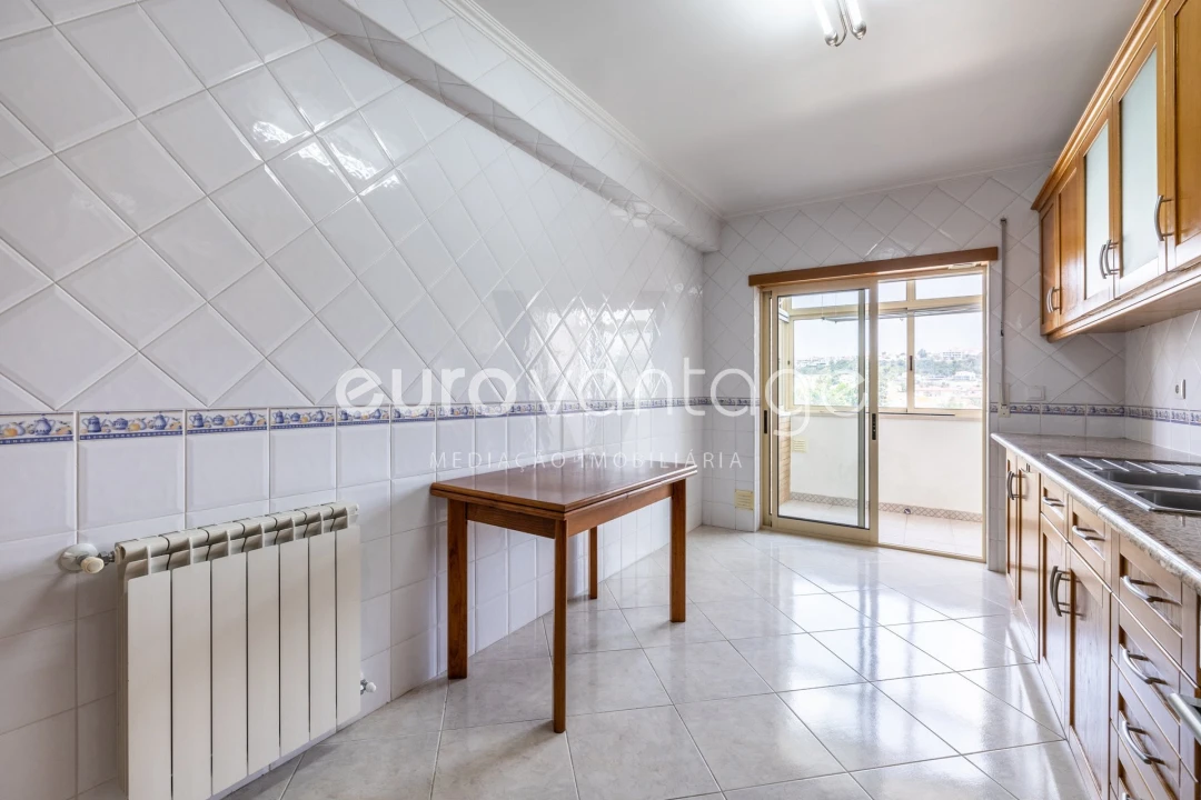 Apartamento T3 para Venda em Leiria, Pousos, Barreira e Cortes Foto 6