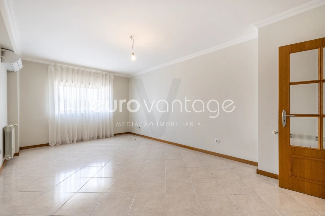 Apartamento T3 para Venda em Leiria, Pousos, Barreira e Cortes Foto 12