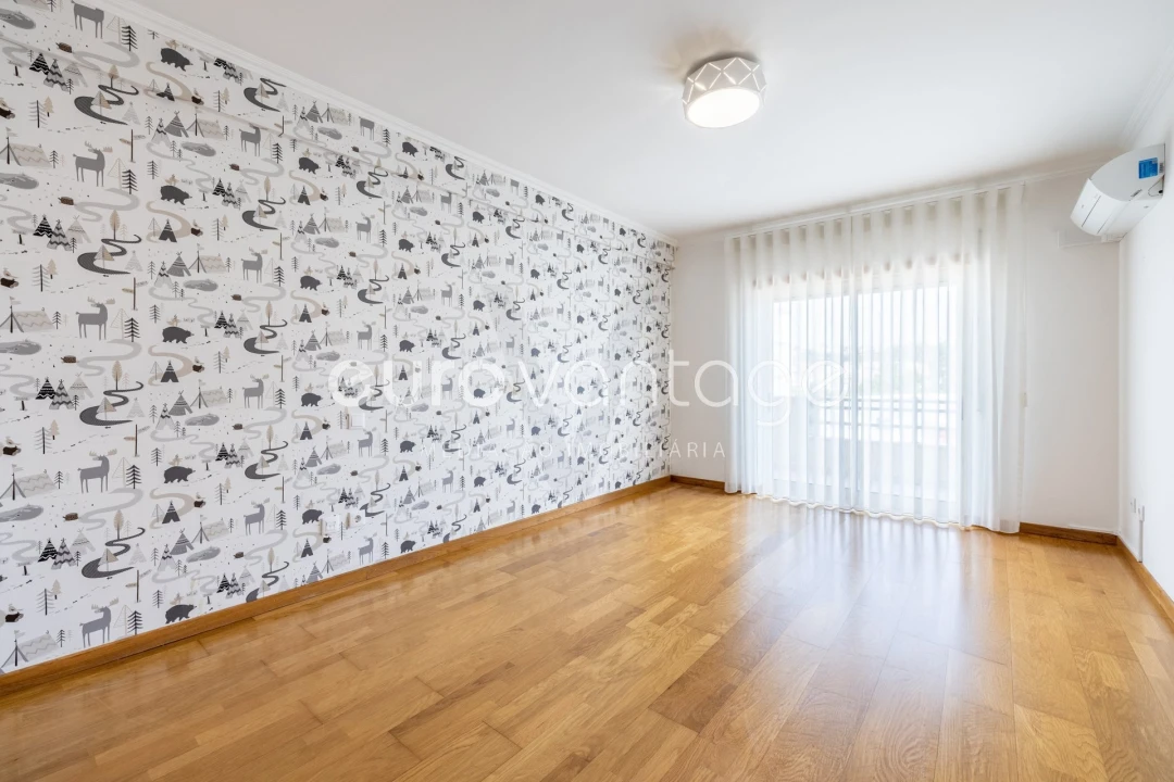 Apartamento T3 para Venda em Leiria, Pousos, Barreira e Cortes Foto 17