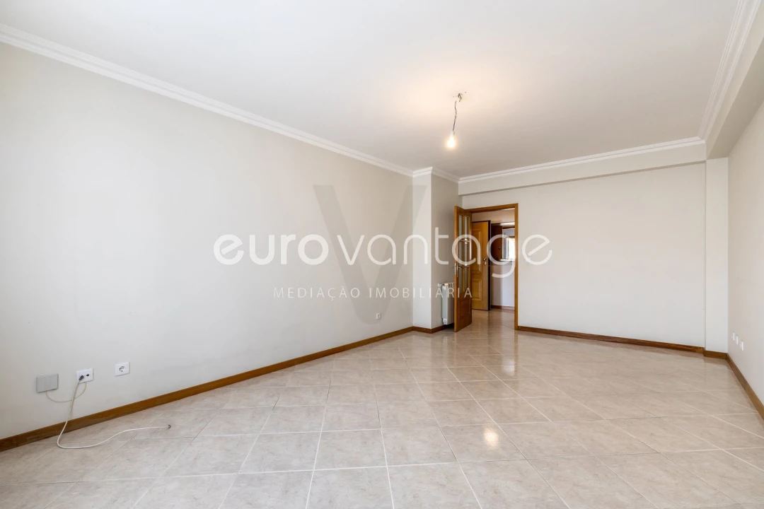 Apartamento T3 para Venda em Leiria, Pousos, Barreira e Cortes Foto 13