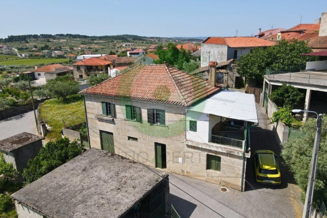 Moradia T4 para Venda em Valpaços e Sanfins Foto 3