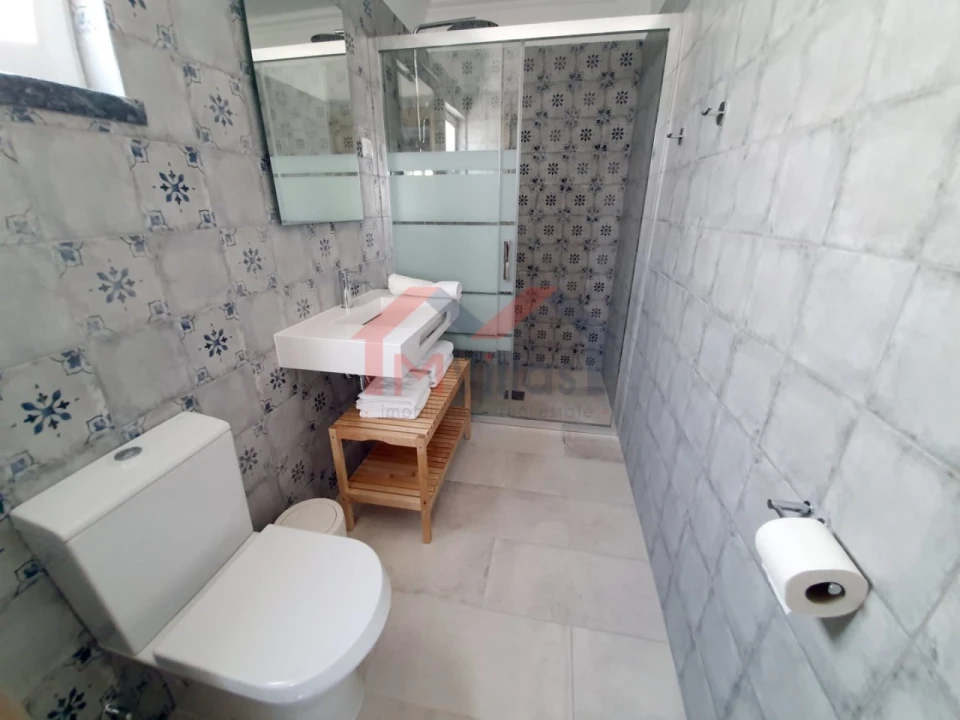 Moradia T14 para Venda em Loule (São Clemente) Foto 28
