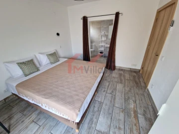 Moradia T14 para Venda em Loule (São Clemente)