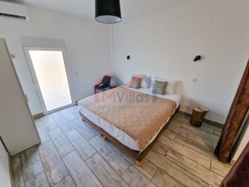 Moradia T14 para Venda em Loule (São Clemente)